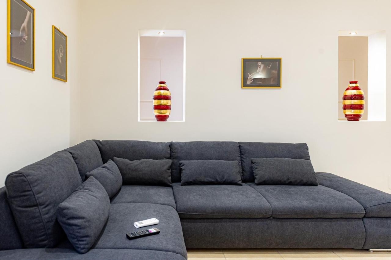 Internotre Luxury Apartment バーリ エクステリア 写真